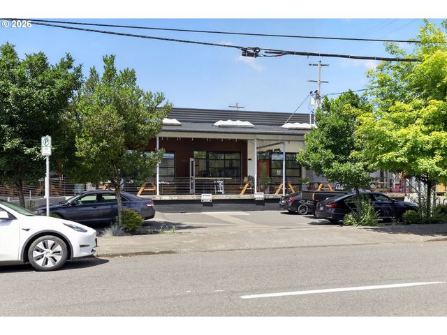 1121 Se LINCOLN St, Portland, OR 97214