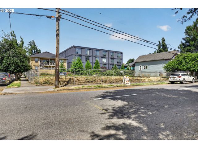 1121 Se LINCOLN St, Portland, OR 97214