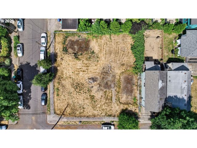 1121 Se LINCOLN St, Portland, OR 97214