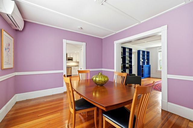15 Massasoit St., Northampton, MA 01060