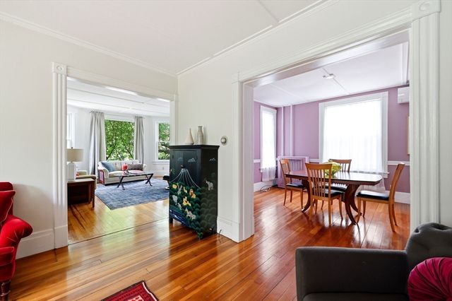 15 Massasoit St., Northampton, MA 01060