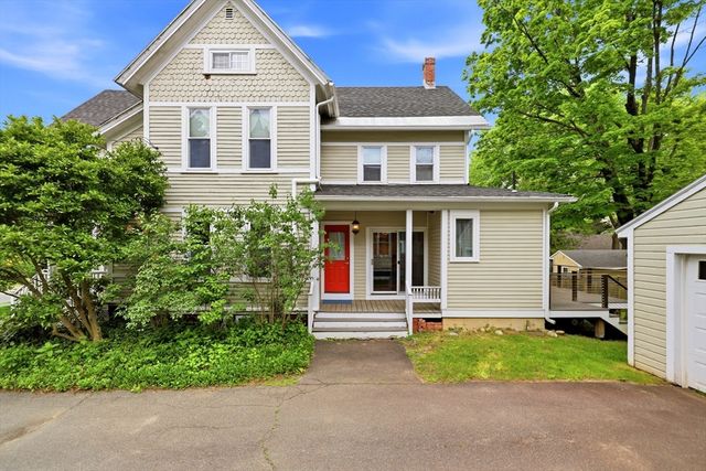 15 Massasoit St., Northampton, MA 01060