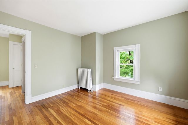 15 Massasoit St., Northampton, MA 01060