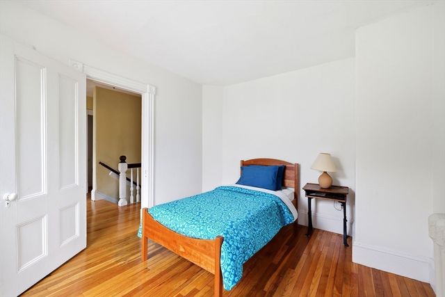 15 Massasoit St., Northampton, MA 01060