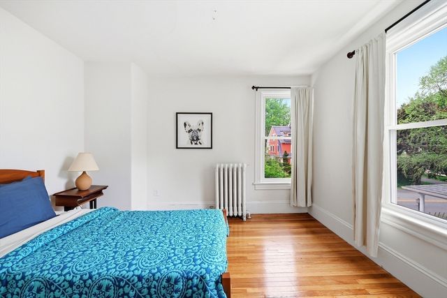15 Massasoit St., Northampton, MA 01060