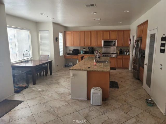 5464 N Valles, San Bernardino, CA 92407