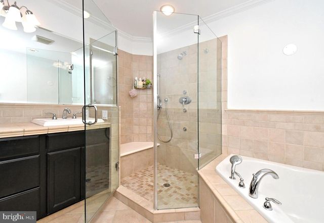 1651 COVINGTON RD, Yardley, PA 19067