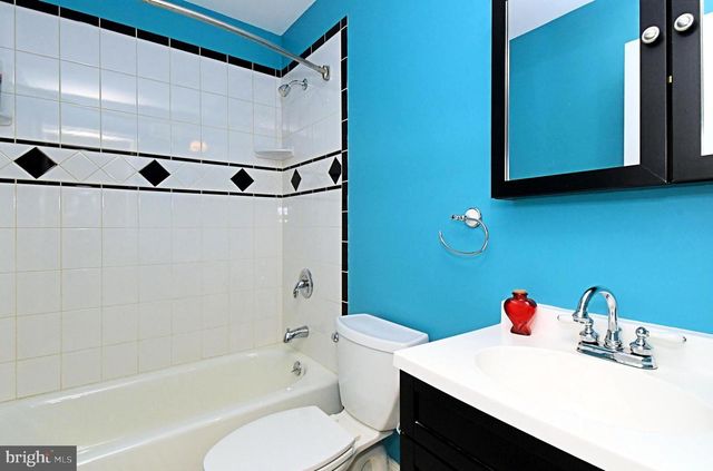 1651 COVINGTON RD, Yardley, PA 19067