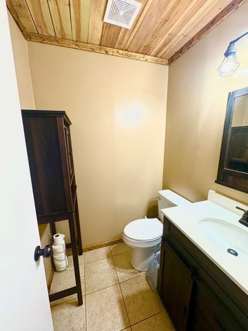 404 Neathery Street, Farmersville, TX 75442