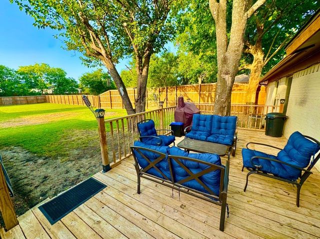 404 Neathery Street, Farmersville, TX 75442