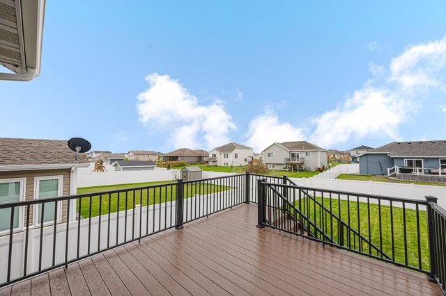 1809 42nd Street S, Moorhead, MN 56560