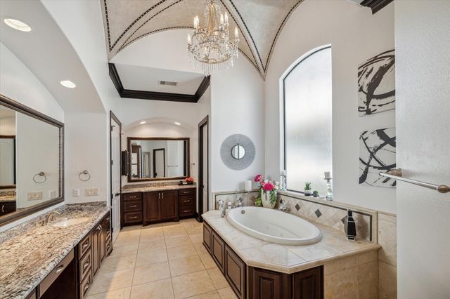 70 Sunset Park Lane, Sugar Land, TX 77479