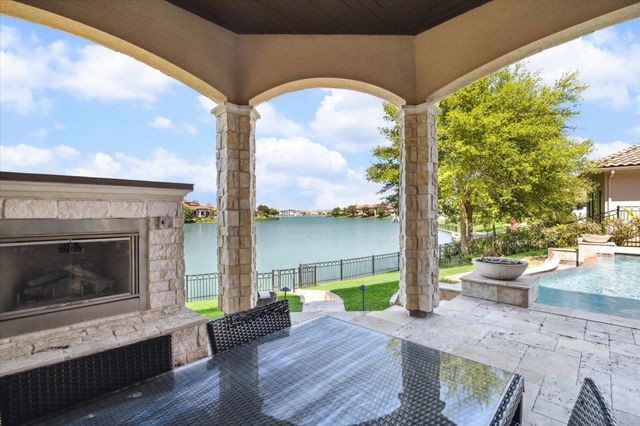 70 Sunset Park Lane, Sugar Land, TX 77479