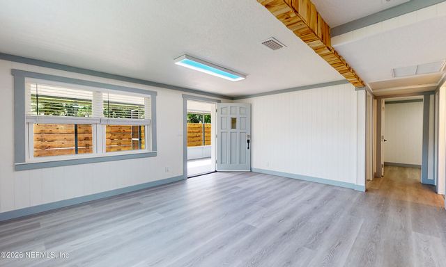 1726 HILLTOP Boulevard, Jacksonville, FL 32246