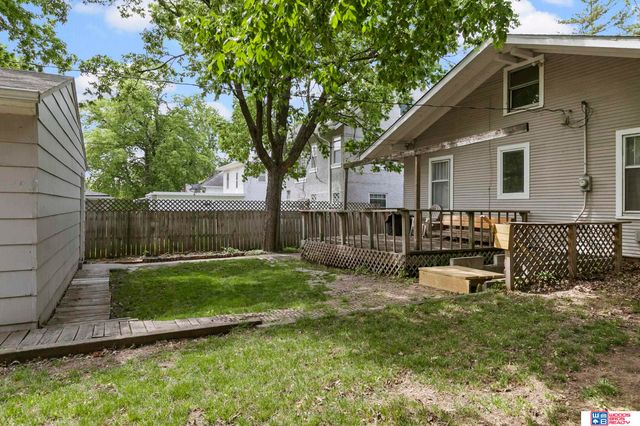 610 S 28th Street, Lincoln, NE 68510