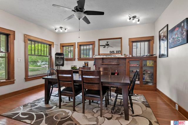610 S 28th Street, Lincoln, NE 68510