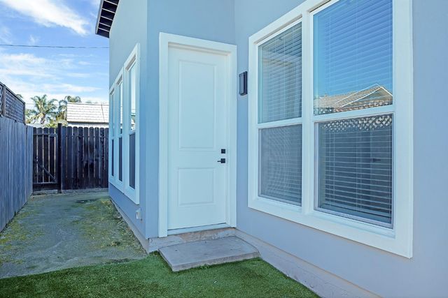 219 Needles Way, Folsom, CA 95630