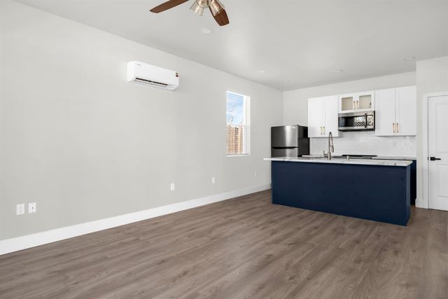 219 Needles Way, Folsom, CA 95630