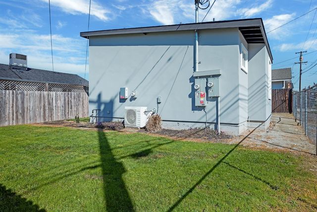 219 Needles Way, Folsom, CA 95630