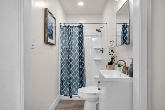 219 Needles Way, Folsom, CA 95630