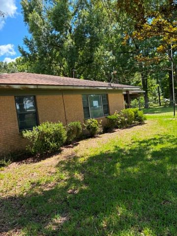 16211 Highway 105, Cleveland, TX 77327
