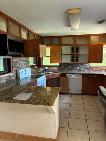 16211 Highway 105, Cleveland, TX 77327