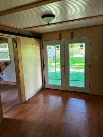 16211 Highway 105, Cleveland, TX 77327