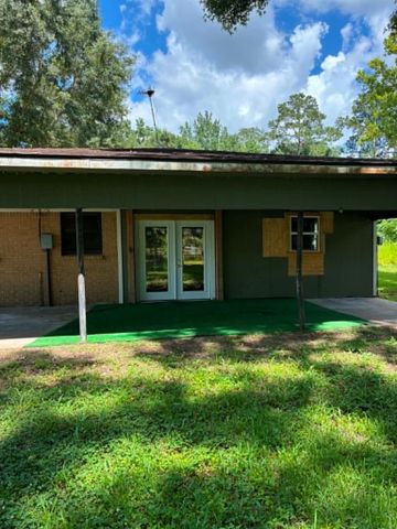 16211 Highway 105, Cleveland, TX 77327