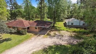 16211 Highway 105, Cleveland, TX 77327
