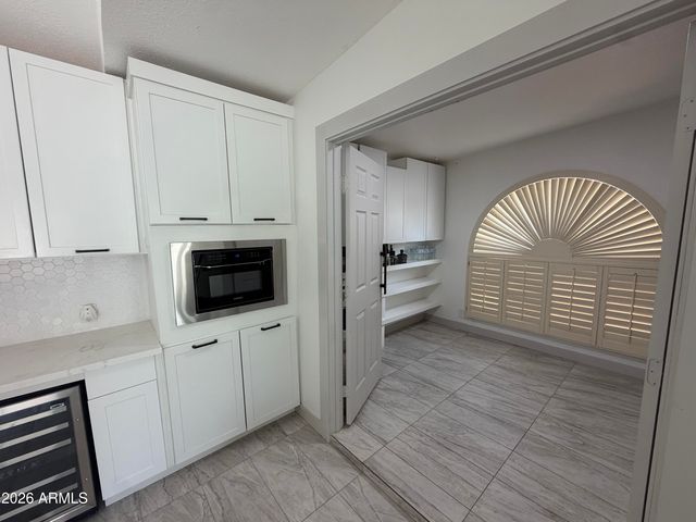 7010 W EUGIE Avenue, Peoria, AZ 85381