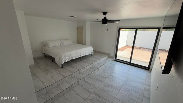 7010 W EUGIE Avenue, Peoria, AZ 85381