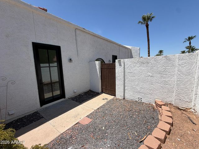 7010 W EUGIE Avenue, Peoria, AZ 85381