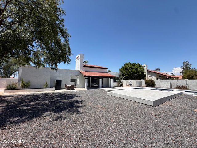 7010 W EUGIE Avenue, Peoria, AZ 85381