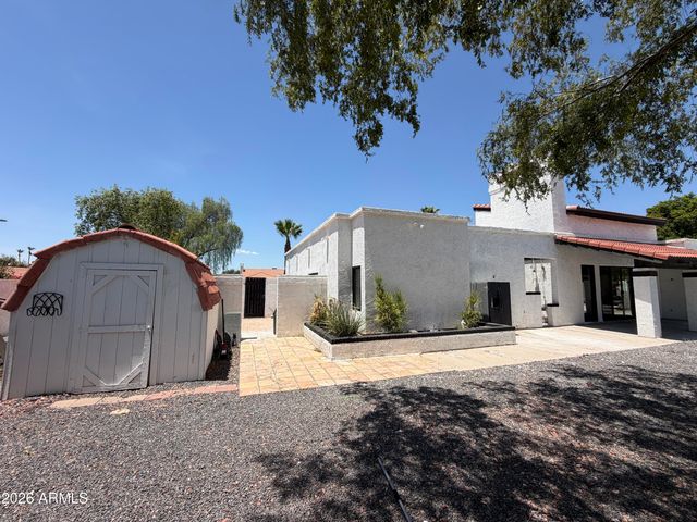 7010 W EUGIE Avenue, Peoria, AZ 85381