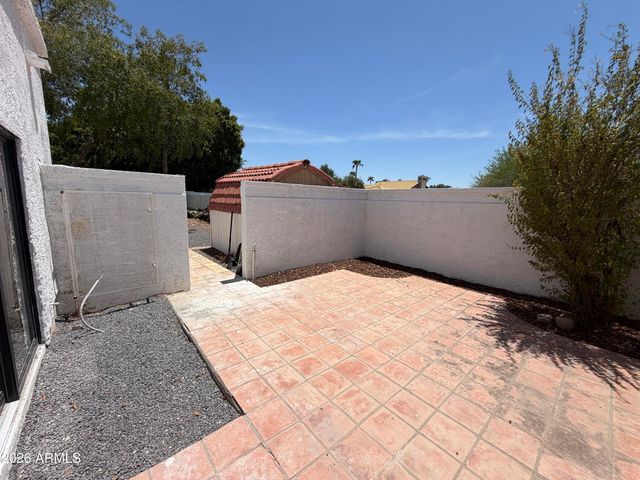 7010 W EUGIE Avenue, Peoria, AZ 85381