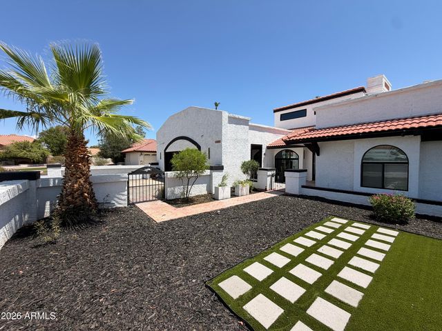 7010 W EUGIE Avenue, Peoria, AZ 85381