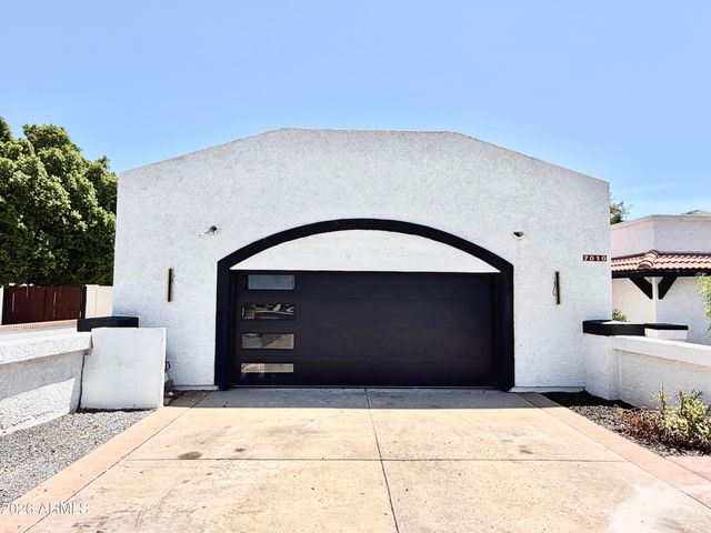 7010 W EUGIE Avenue, Peoria, AZ 85381