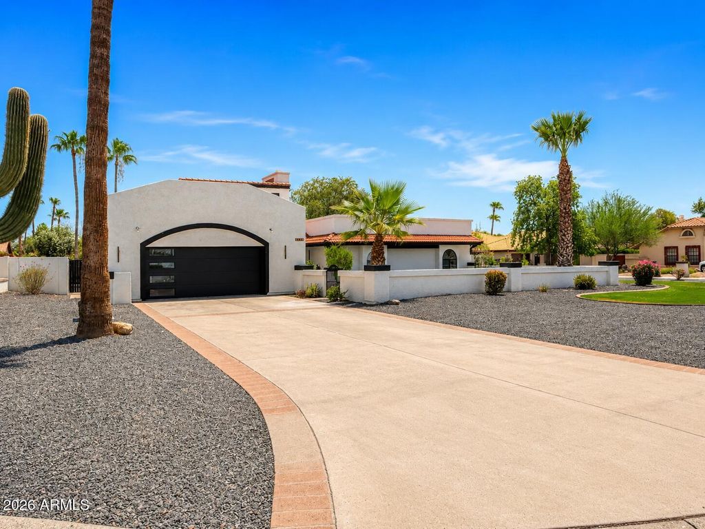 7010 W EUGIE Avenue, Peoria, AZ 85381 — photo 2