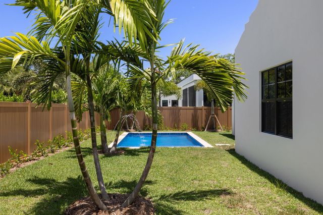 309 Cascade Lane, Palm Beach Shores, FL 33404