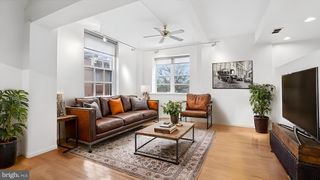 246 N 3RD ST #4CD, Philadelphia, PA 19106