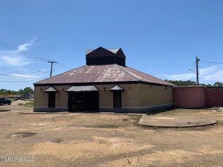 1315 Highway 80, Jackson, MS 39204