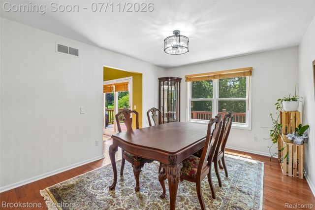 6423 Southampton Drive, Independence Charter Township, MI 48346