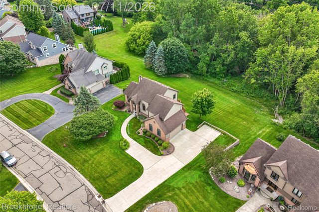 6423 Southampton Drive, Independence Charter Township, MI 48346