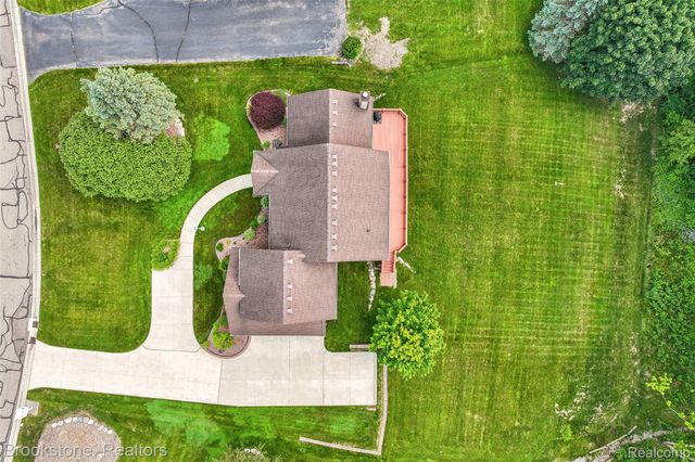 6423 Southampton Drive, Independence Charter Township, MI 48346