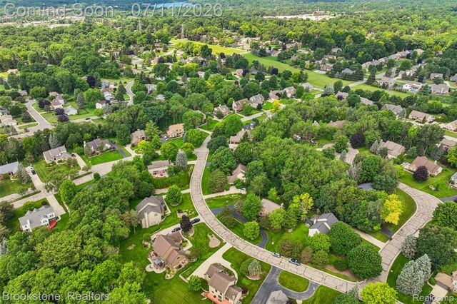 6423 Southampton Drive, Independence Charter Township, MI 48346