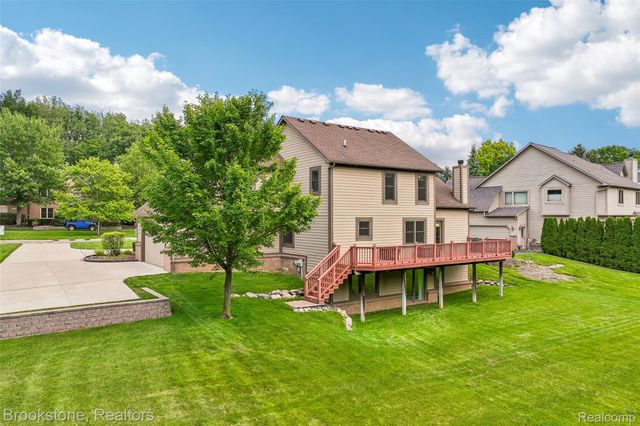6423 Southampton Drive, Independence Charter Township, MI 48346