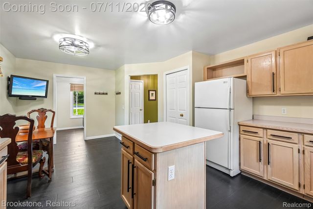 6423 Southampton Drive, Independence Charter Township, MI 48346