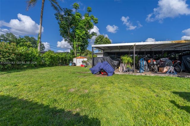 861 NW 67th Ave, Plantation, FL 33317