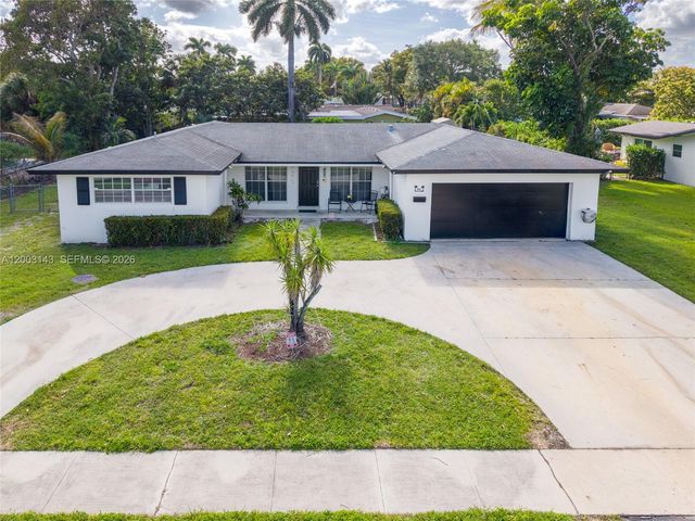 861 NW 67th Ave, Plantation, FL 33317