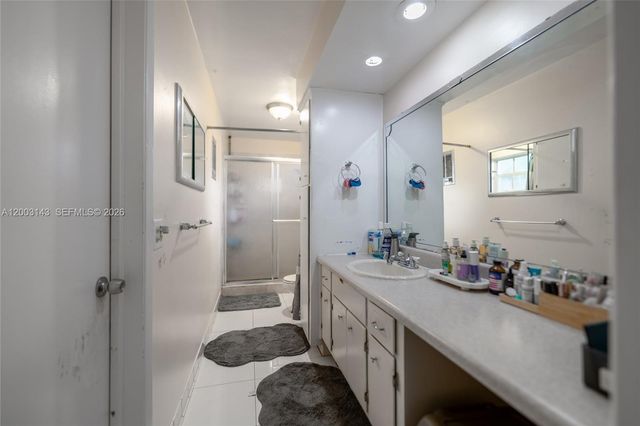 861 NW 67th Ave, Plantation, FL 33317